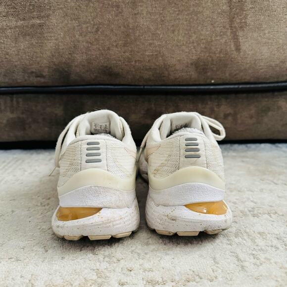 ASICS Gel Kayano 29 Minearl Biege Champagne Running Sneakers woman’s 10 - Picture 3 of 10